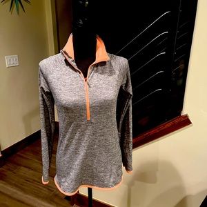 NWOT  Under Armor XS Quarter Zip. Grey and Peach